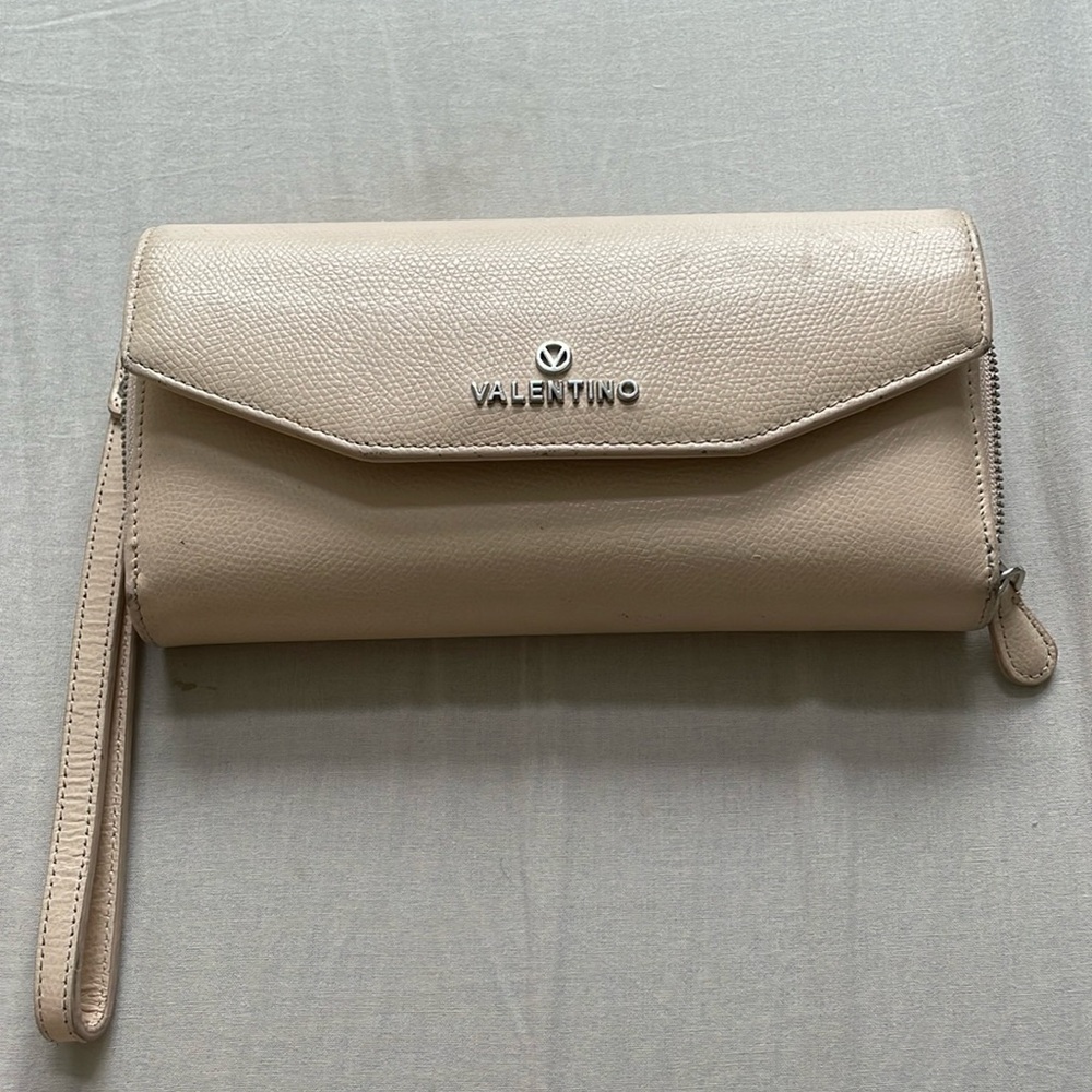Valentino by Mario Valentino Wallet